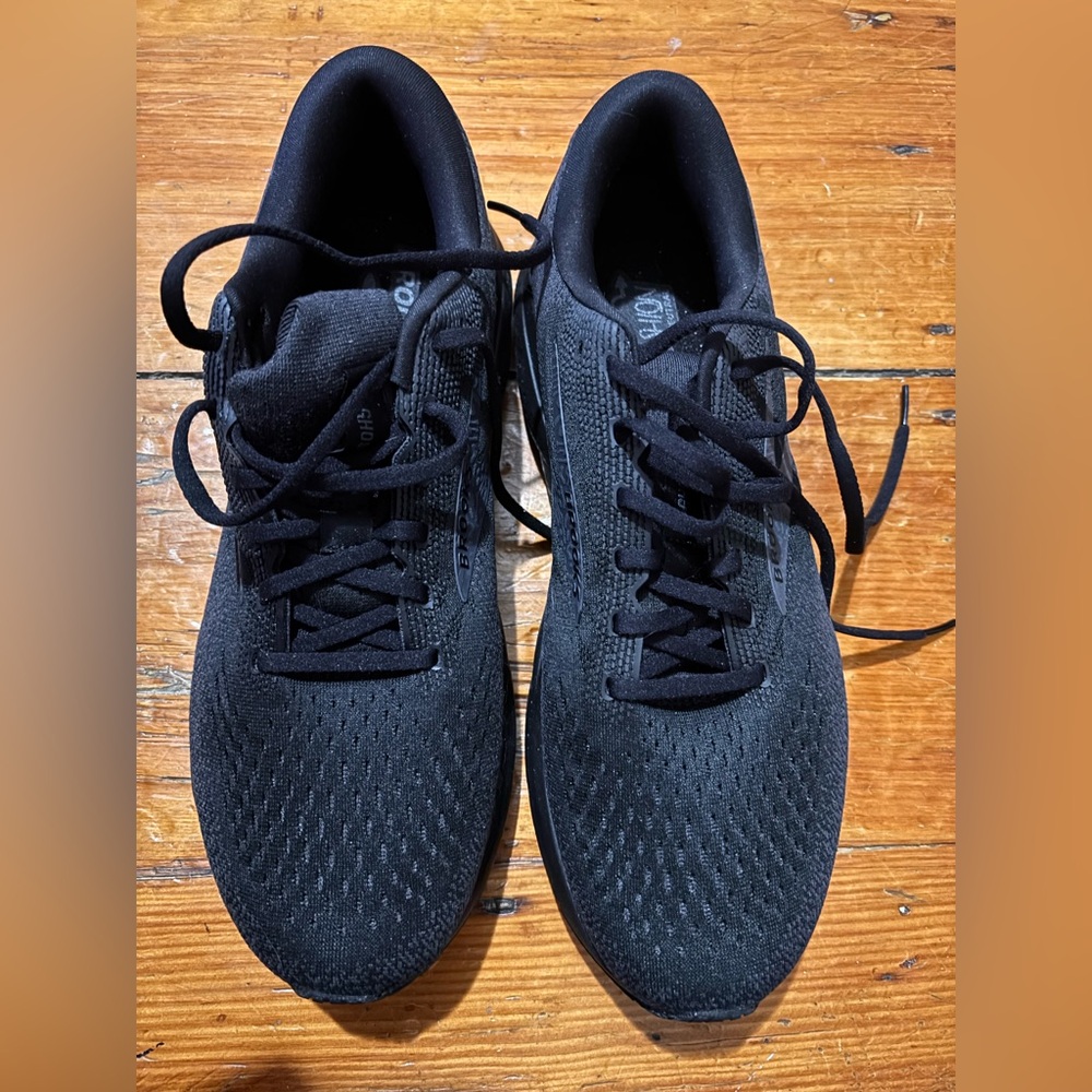 Brooks Ghost 16 NWOT